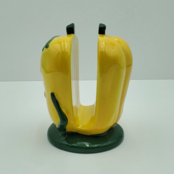 WMG Yellow Pepper Napkin Holder Anthropomorphic Kitschy Pepper Letter Holder - Picture 2 of 7